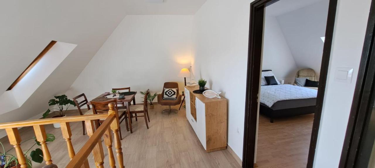 Babi Apartmanhaz Gyenesdiás Exterior foto